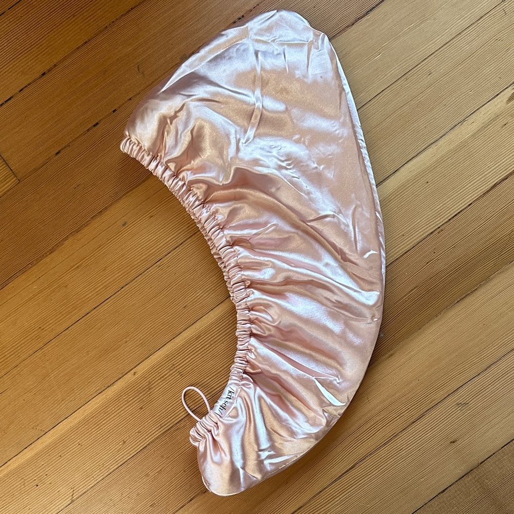 Kitsch Satin Sleep Bonnet in Light Pink